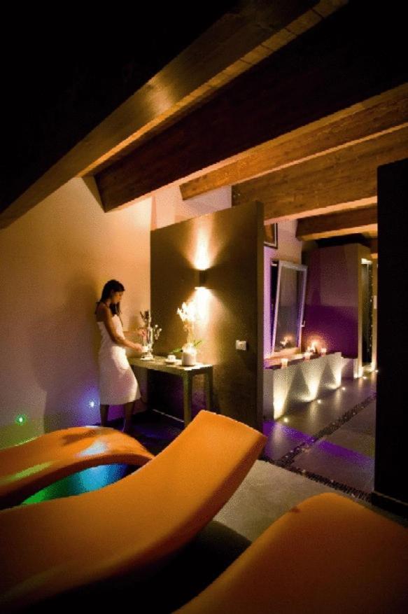 Hotel Iride & Spa 切塞纳蒂科 外观 照片