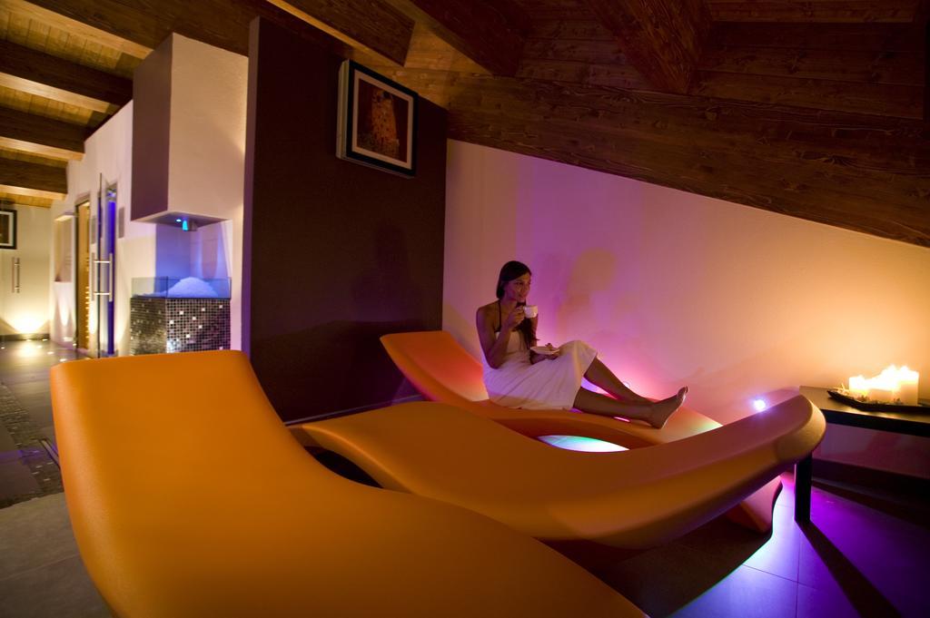 Hotel Iride & Spa 切塞纳蒂科 外观 照片