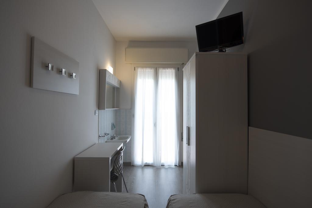 Hotel Iride & Spa 切塞纳蒂科 外观 照片